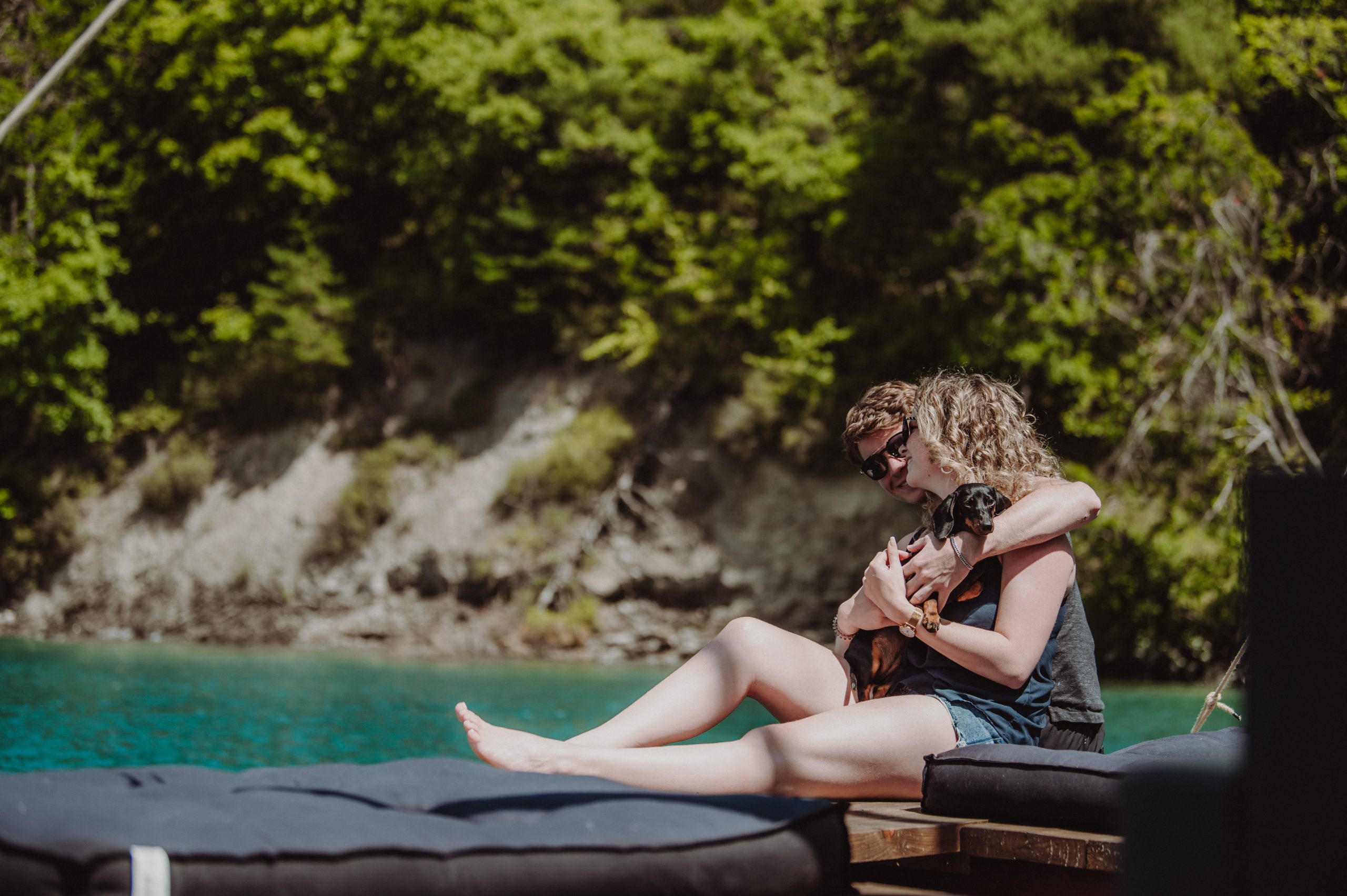 relxation et douceur de vivre sur une toue cabanée